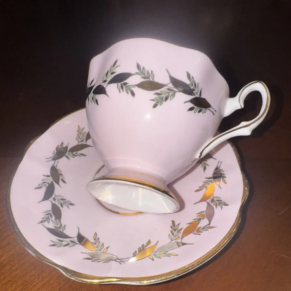 Salisbury Bone China Teacup & Saucer  Multicolor Floral England 2292